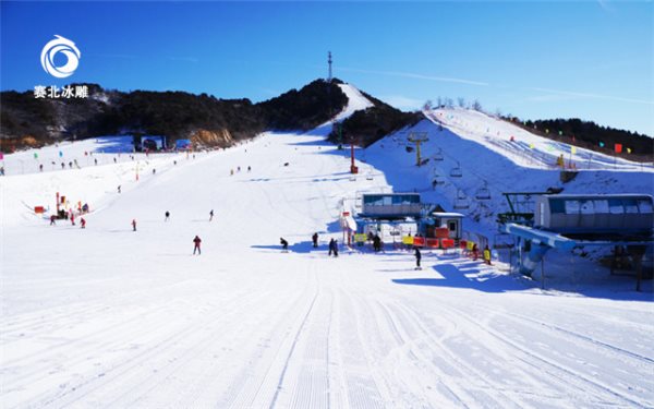 滑雪場建設的成本是多少.jpg 滑雪場建設的成本是多少.jpg