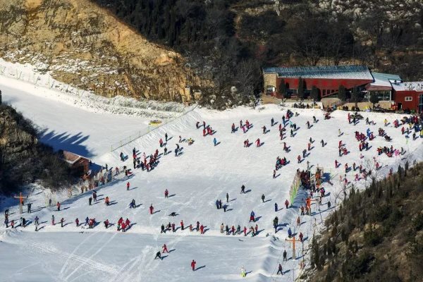 濟南滑雪場 濟南滑雪場