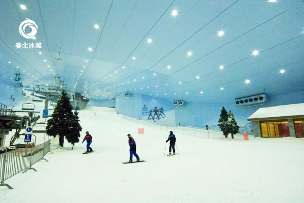 南寧萬達(dá)茂冰雪樂園 南寧萬達(dá)茂冰雪樂園